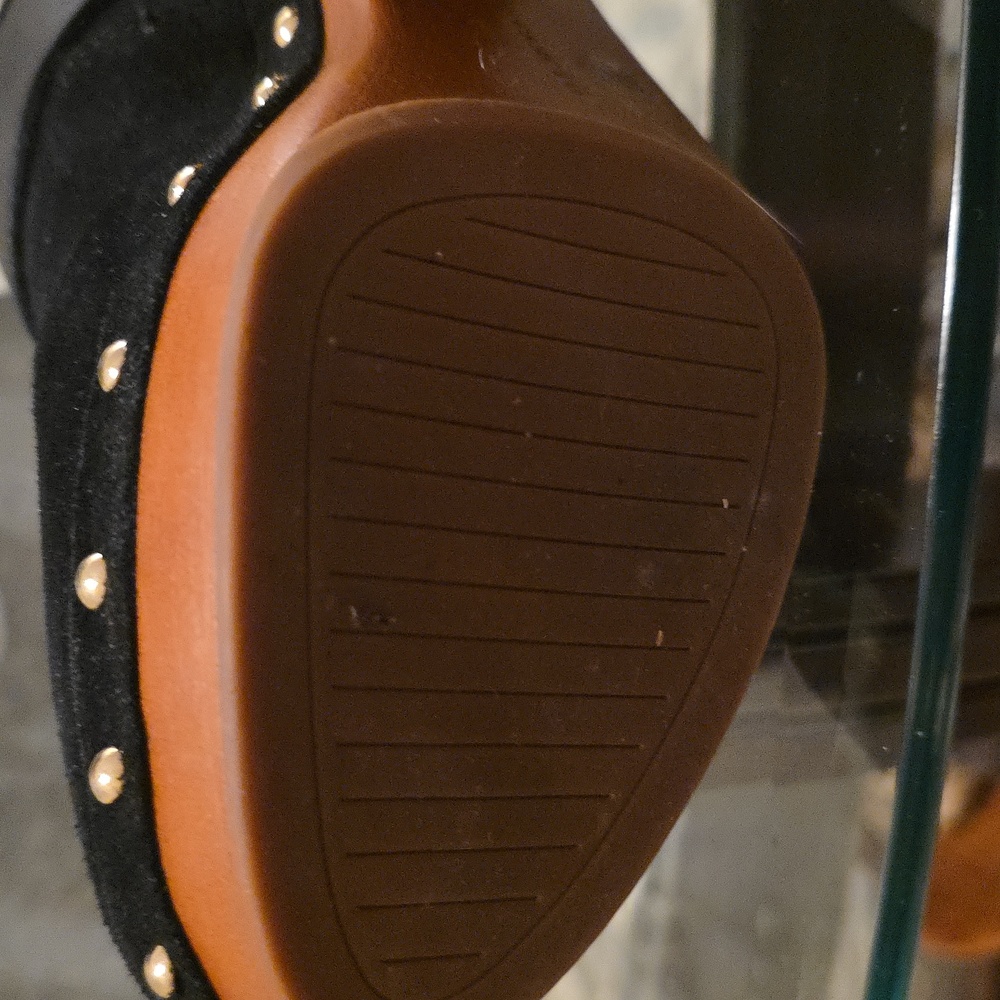 Vince Camuto Clogs - Picture 4 of 7